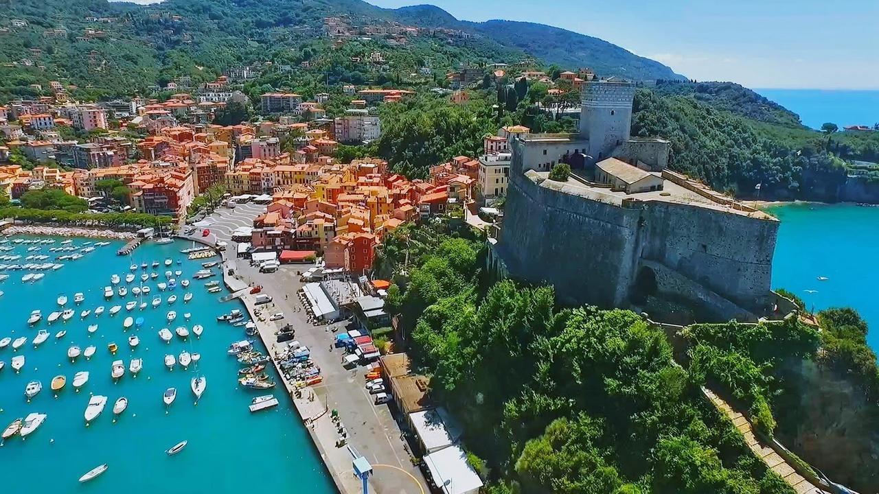 Affittacamere La Baia Di Леричі Екстер'єр фото
